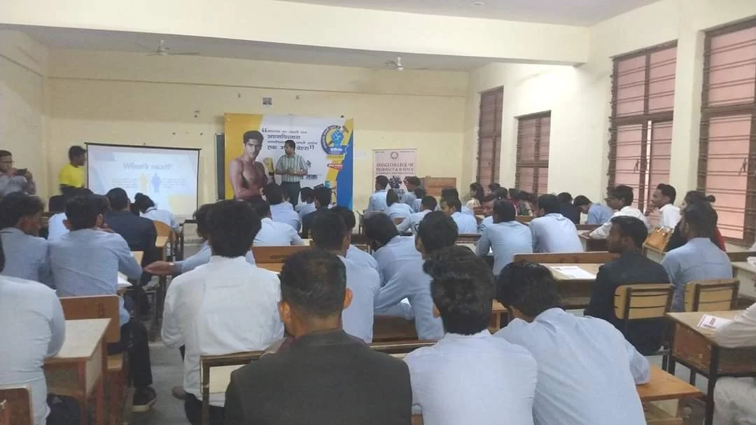 top college for Bachelor of Pharmacy in Agra