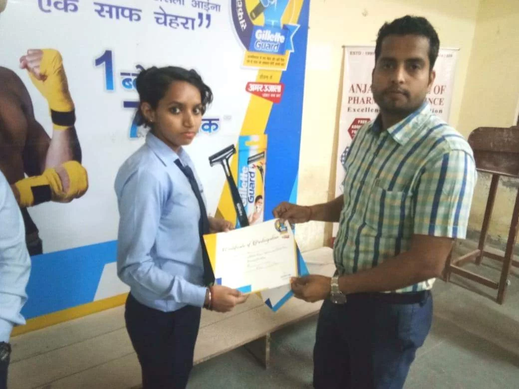 Best placement colleges for b pharm in Agra